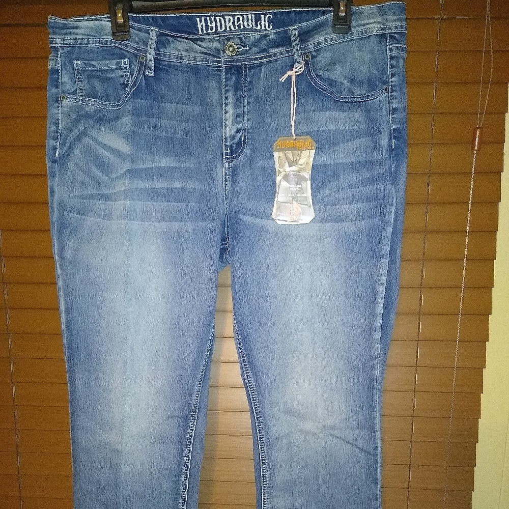 Nwt women's Hydrologic jeans